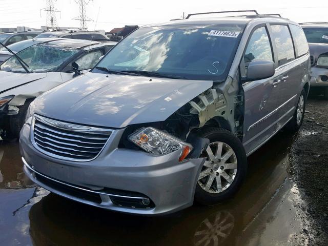 2C4RC1BGXFR589295 - 2015 CHRYSLER TOWN & COU GRAY photo 2