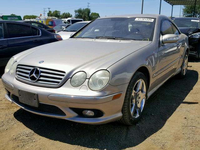 WDBPJ75J05A043825 - 2005 MERCEDES-BENZ CL 500 GRAY photo 2