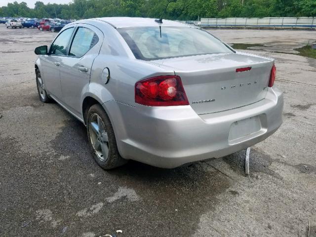 1B3BD2FG6BN572386 - 2011 DODGE AVENGER LU SILVER photo 3