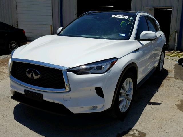 3PCAJ5M12KF107492 - 2019 INFINITI QX50 ESSEN WHITE photo 2