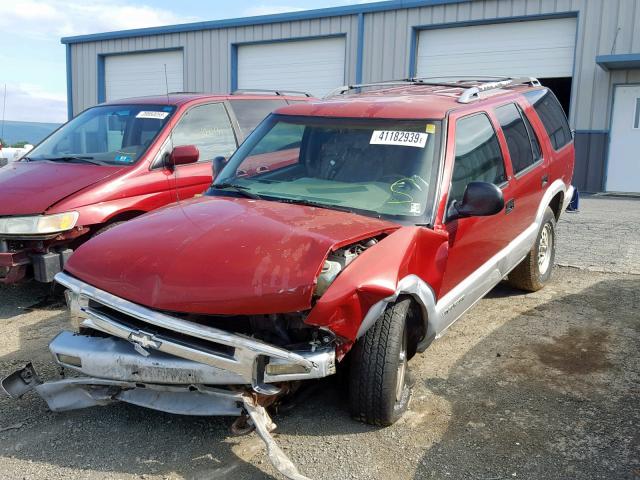 1GNDT13W4S2209366 - 1995 CHEVROLET BLAZER RED photo 2