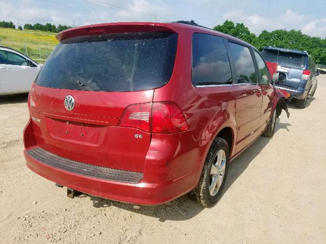 2V8HW34189R517494 - 2009 VOLKSWAGEN ROUTAN SE RED photo 4