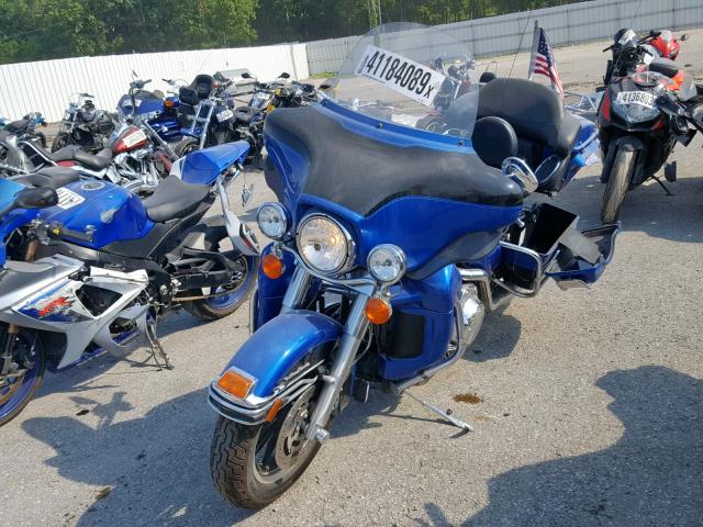 1HD1FC4188Y640573 - 2008 HARLEY-DAVIDSON FLHTCUI BLUE photo 2