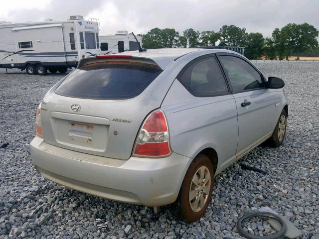 KMHCM36C48U079371 - 2008 HYUNDAI ACCENT GS SILVER photo 4