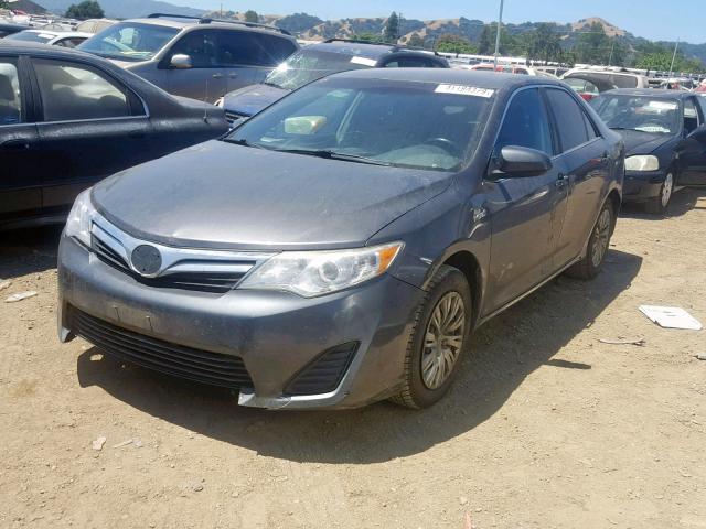 4T1BD1FK7DU080922 - 2013 TOYOTA CAMRY HYBR GRAY photo 2