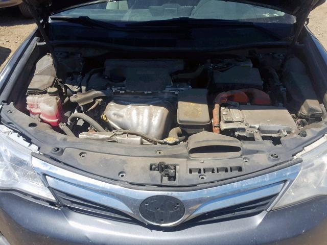 4T1BD1FK7DU080922 - 2013 TOYOTA CAMRY HYBR GRAY photo 7