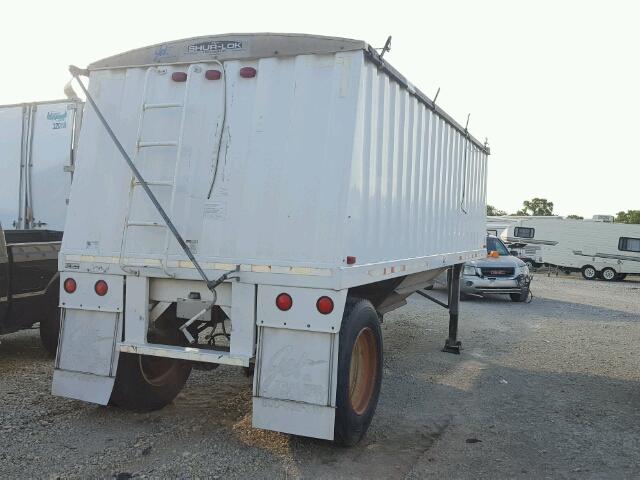 5JNG22100WH000754 - 1998 ARO TRAILER WHITE photo 4