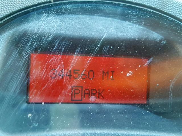 2G2WS522841342679 - 2004 PONTIAC GRAND PRIX GOLD photo 8