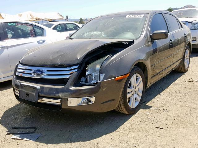 3FAHP08126R138777 - 2006 FORD FUSION SEL BROWN photo 2