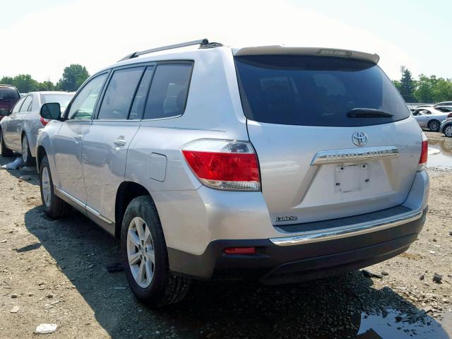 5TDZA3EH5CS019780 - 2012 TOYOTA HIGHLANDER SILVER photo 3