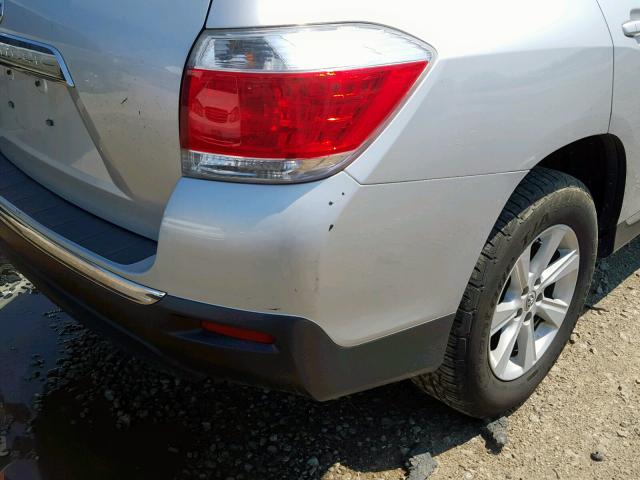 5TDZA3EH5CS019780 - 2012 TOYOTA HIGHLANDER SILVER photo 9