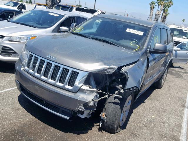 1J4RR4GG3BC737082 - 2011 JEEP GRAND CHER SILVER photo 2