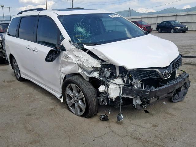 5TDXZ3DC5JS921316 - 2018 TOYOTA SIENNA SE WHITE photo 1