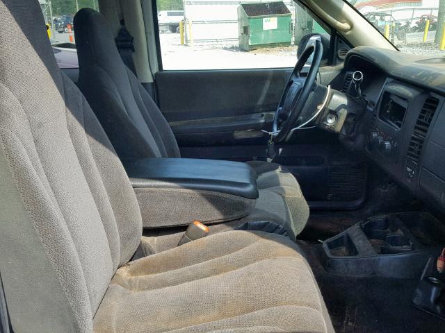 1B7GL22X71S240308 - 2001 DODGE DAKOTA WHITE photo 5