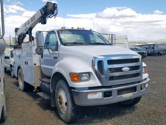 3FRWF75F77V509893 - 2007 FORD F750 SUPER WHITE photo 1