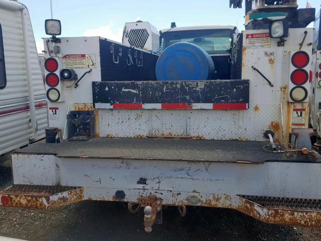 3FRWF75F77V509893 - 2007 FORD F750 SUPER WHITE photo 6