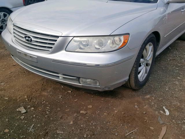 KMHFC46F78A309308 - 2008 HYUNDAI AZERA SE SILVER photo 9