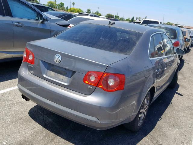 3VWSG71K86M654843 - 2006 VOLKSWAGEN JETTA 2.5 GRAY photo 4