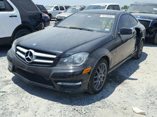 WDDGJ4HB0CF900283 - 2012 MERCEDES-BENZ C 250 BLACK photo 2