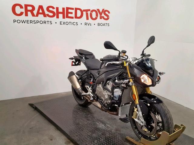 WB10D6200KZ762471 - 2019 BMW S 1000 R BLACK photo 18