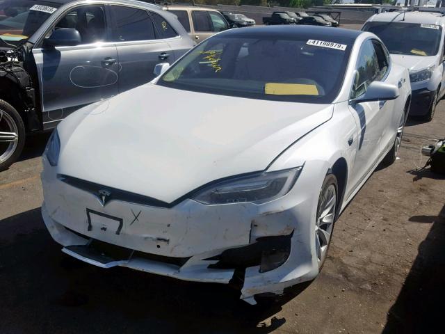 5YJSA1E13HF219187 - 2017 TESLA MODEL S WHITE photo 2