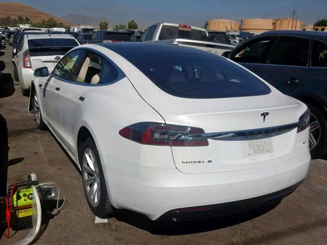 5YJSA1E13HF219187 - 2017 TESLA MODEL S WHITE photo 3