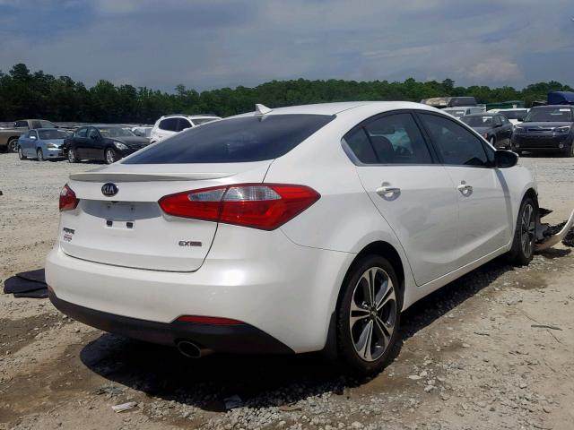 KNAFX4A84E5110929 - 2014 KIA FORTE EX WHITE photo 4