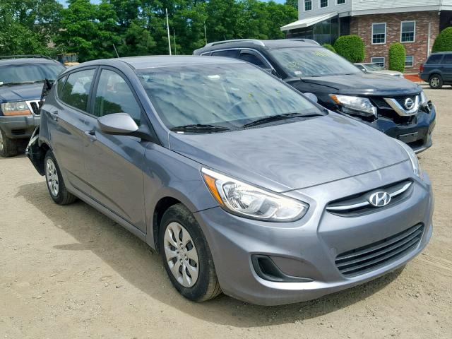 KMHCT5AE9HU328934 - 2017 HYUNDAI ACCENT SE GRAY photo 1