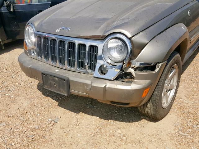 1J4GL58K85W617623 - 2005 JEEP LIBERTY LI GRAY photo 9