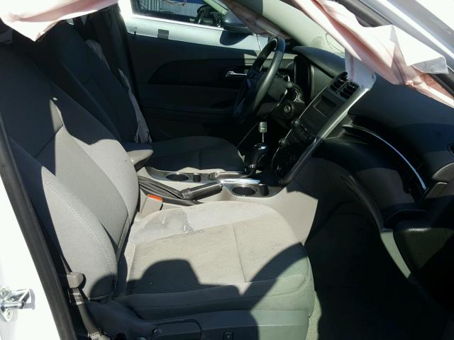 1G11B5SL1FF311034 - 2015 CHEVROLET MALIBU LS 白色 照片 5