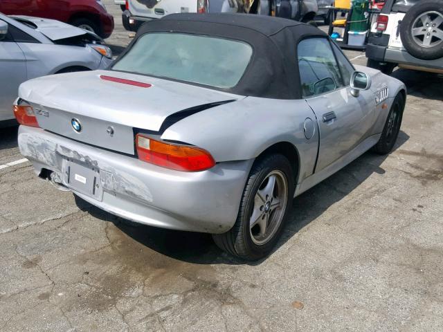 4USCH7325TLB66557 - 1996 BMW Z3 1.9 SILVER photo 4