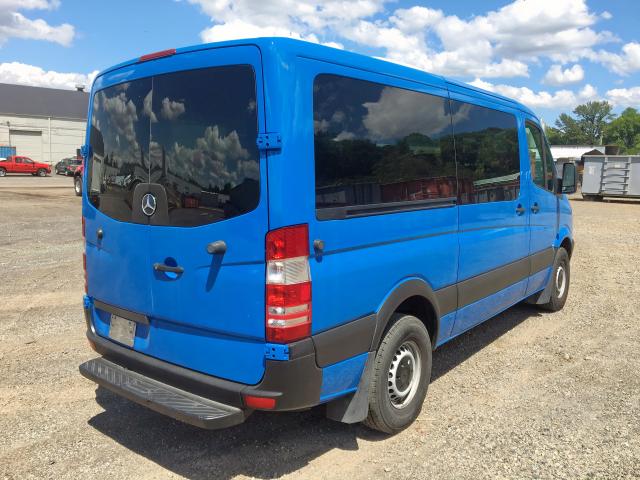 WDZPE7CC6C5710929 - 2012 MERCEDES-BENZ SPRINTER 2 蓝色 照片 4