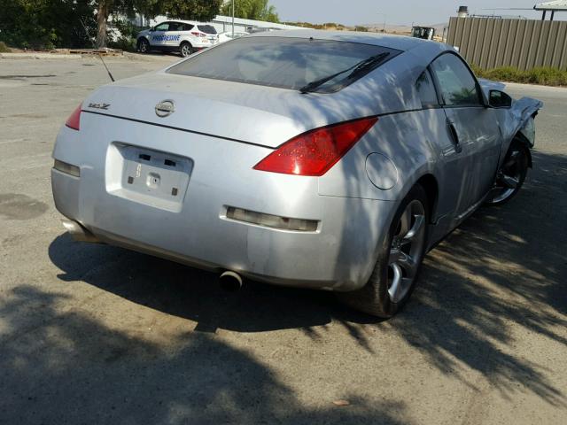 JN1BZ34D48M701029 - 2008 NISSAN 350Z COUPE SILVER photo 4