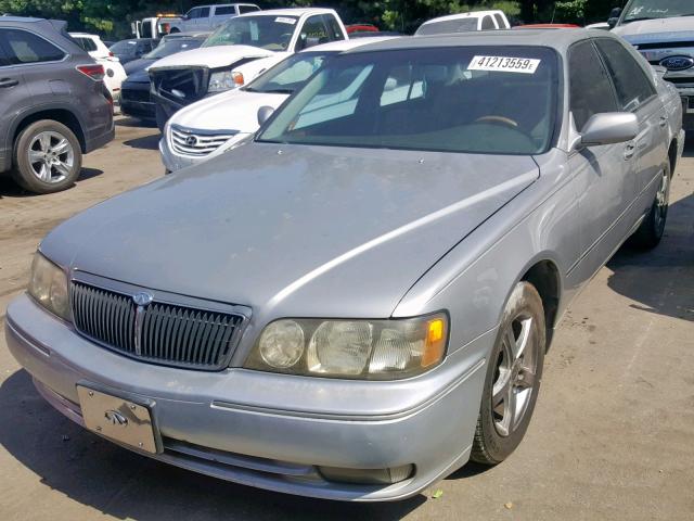 JNKBY31A4YM302341 - 2000 INFINITI Q45 BASE GRAY photo 2