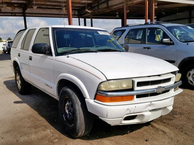 1GNDT13XX3K159180 - 2003 CHEVROLET BLAZER WHITE photo 1