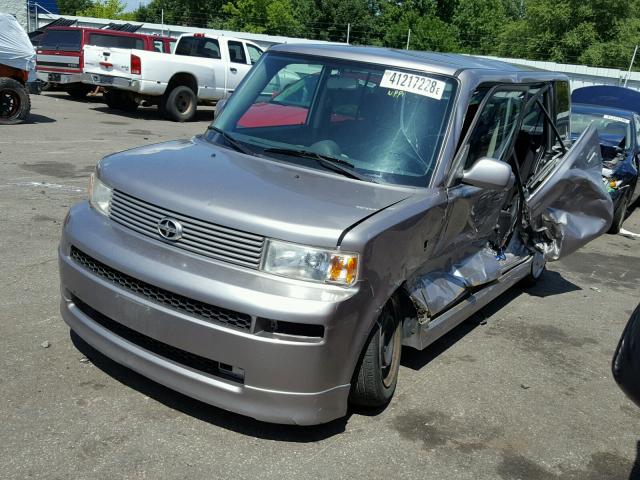 JTLKT324454022301 - 2005 TOYOTA SCION XB 银色 照片 2