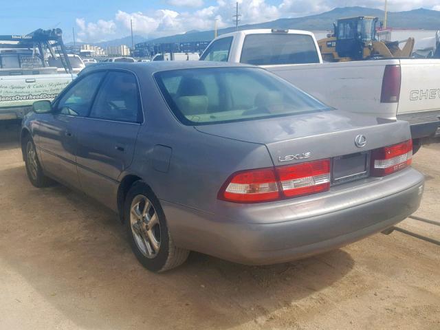 JT8BF28G3Y0267079 - 2000 LEXUS ES 300 GRAY photo 3