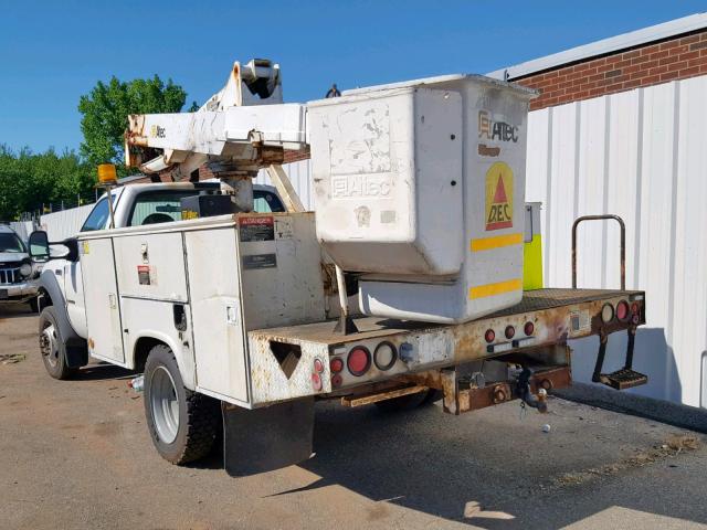 1FDAF56P15EB49446 - 2005 FORD F550 SUPER WHITE photo 3