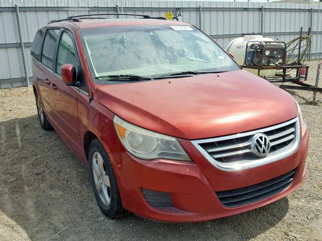 2V8HW34199R559852 - 2009 VOLKSWAGEN ROUTAN SE RED photo 1