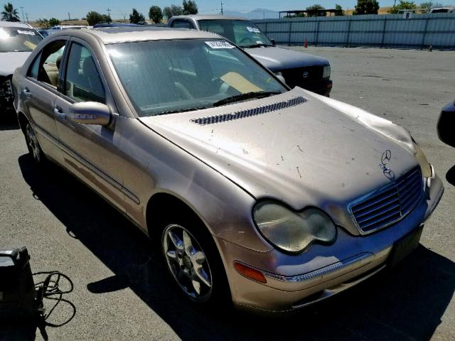 WDBRF64J82F273763 - 2002 MERCEDES-BENZ C 320 GOLD photo 1