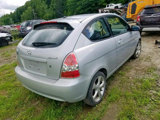 KMHCN36C27U047627 - 2007 HYUNDAI ACCENT SE SILVER photo 4