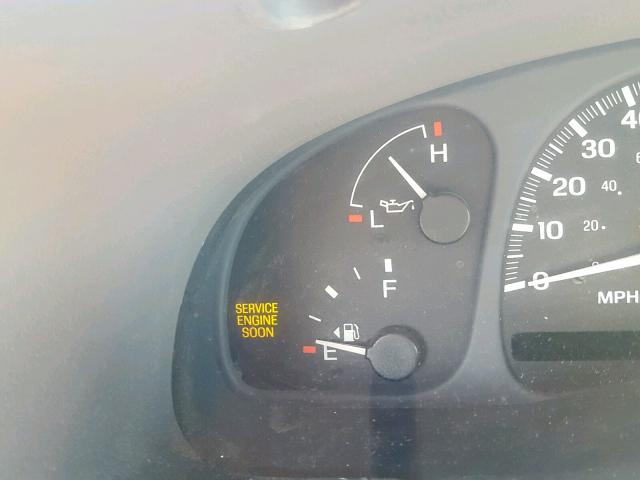 5LMPU28A2YLJ03094 - 2000 LINCOLN NAVIGATOR 白色 照片 9