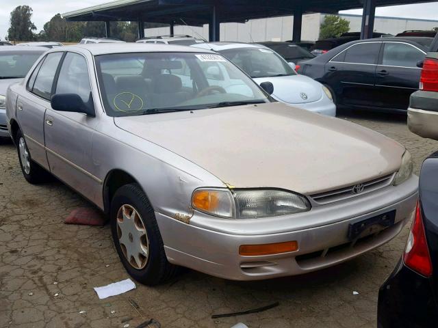 JT2BG12K0T0401618 - 1996 TOYOTA CAMRY DX GOLD photo 1