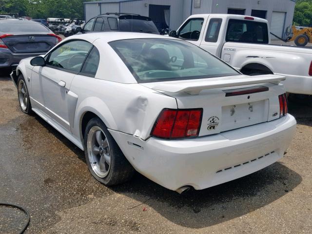 1FAFP42X54F137595 - 2004 FORD MUSTANG GT WHITE photo 3