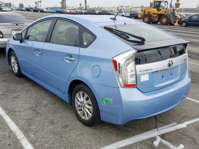 JTDKN3DPXE3053748 - 2014 TOYOTA PRIUS PLUG BLUE photo 3