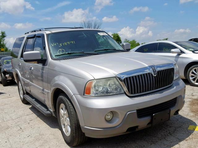 5LMFU28R34LJ18991 - 2004 LINCOLN NAVIGATOR 银色 照片 1