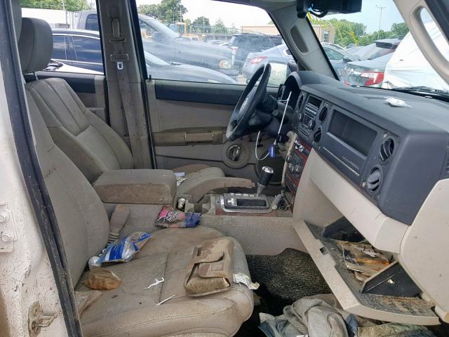 1J8HG58257C556856 - 2007 JEEP COMMANDER WHITE photo 5