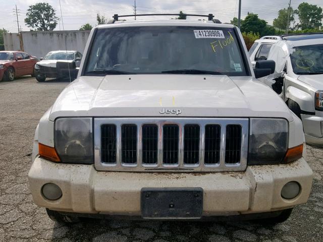 1J8HG58257C556856 - 2007 JEEP COMMANDER WHITE photo 9