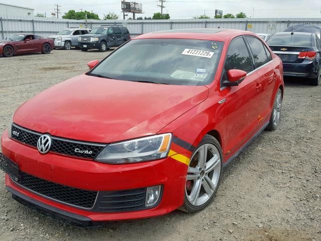 3VW4S7AJ3FM264151 - 2015 VOLKSWAGEN JETTA GLI RED photo 2