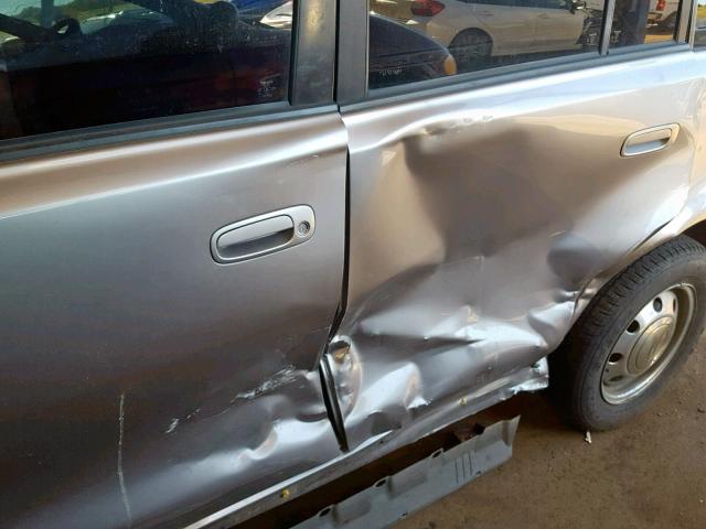 JTLKT334650180905 - 2005 TOYOTA SCION XB 银色 照片 10